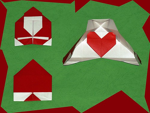 Origami Christmas is the time for love by Raymond P. Yeh on giladorigami.com