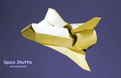 Origami Space shuttle by Nick Robinson on giladorigami.com