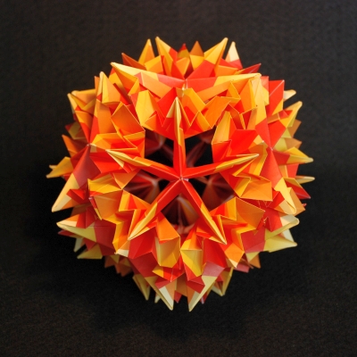 Origami Carnation Leroy by Carlos Cabrino on giladorigami.com