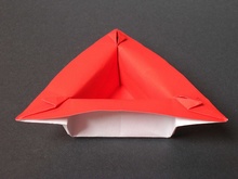 Origami Triangular dish by Philip Shen on giladorigami.com