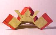 Origami Samurai helmet by Issei Yoshino on giladorigami.com