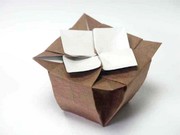Origami Vase - "last rose of summer" by Philip Shen on giladorigami.com