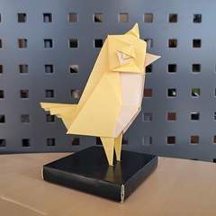 Origami Unhappy bird by Jiahui Li (Syn) on giladorigami.com