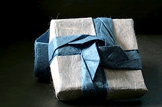 Origami Rose box by Oscar Osorio on giladorigami.com