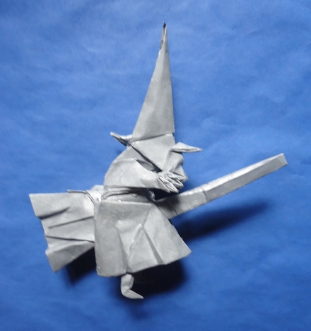 Origami Witch by Leonardo Pulido Martinez on giladorigami.com