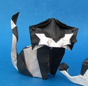 Origami Kitten by Lanh Duc Canh on giladorigami.com