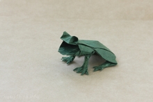Origami Zaragoza frog by Fernando Castellanos on giladorigami.com