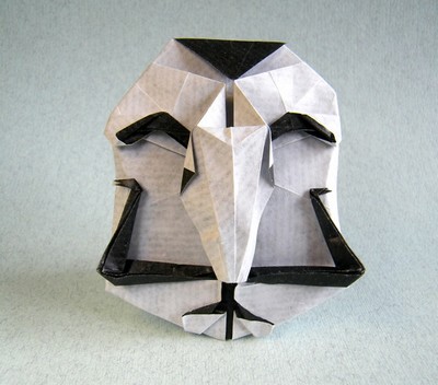 Origami Dali mask by Jesus Artigas on giladorigami.com