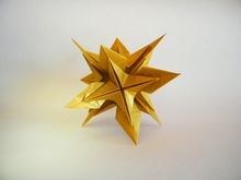 Origami Megaomega star by Manuel Carrasco on giladorigami.com