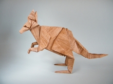 Origami Kangaroo by Fernando Castellanos on giladorigami.com