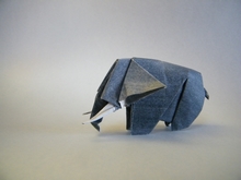 Origami Elephant by Eduardo Clemente on giladorigami.com