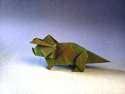 Origami Triceratops by Roman Diaz on giladorigami.com