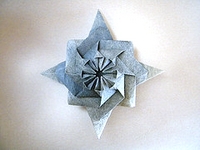 Origami Arabesque star by Juan Lopez Figueroa on giladorigami.com