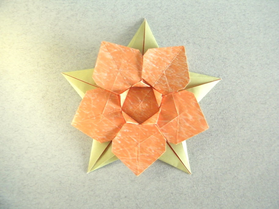 Origami La Rosa de los York by Juan Gimeno on giladorigami.com