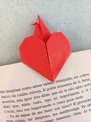 Origami Crane-heart bookmark by Carlos Gonzalez Santamaria (Halle) on giladorigami.com