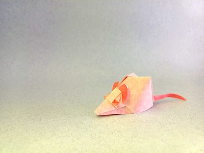 Origami Mouse baby by Kingsley Hwang on giladorigami.com