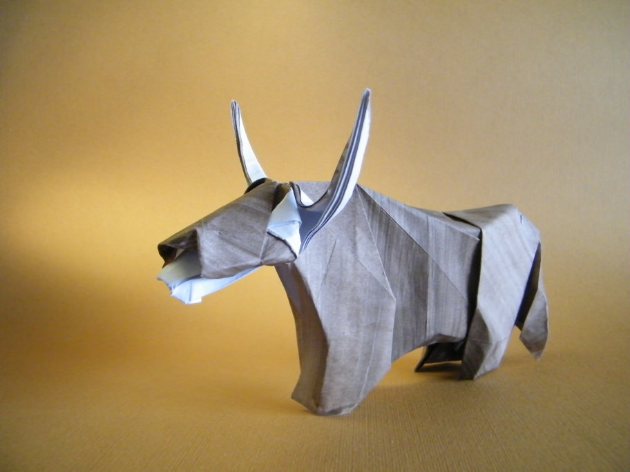 Origami Highland cattle by Beth Johnson on giladorigami.com