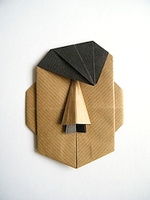 Origami Adolf Hitler by Eric Kenneway on giladorigami.com