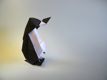 Origami Penguin by Kobayashi Hiroaki on giladorigami.com