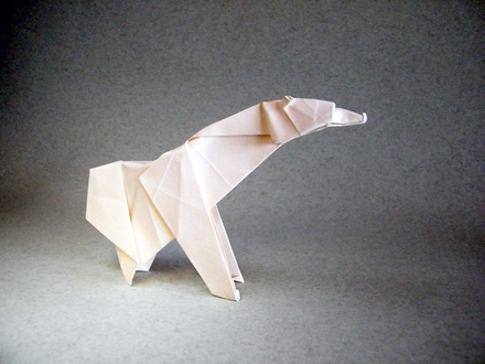 Origami Polar bear by Tong Liu (G.T. Liu) on giladorigami.com