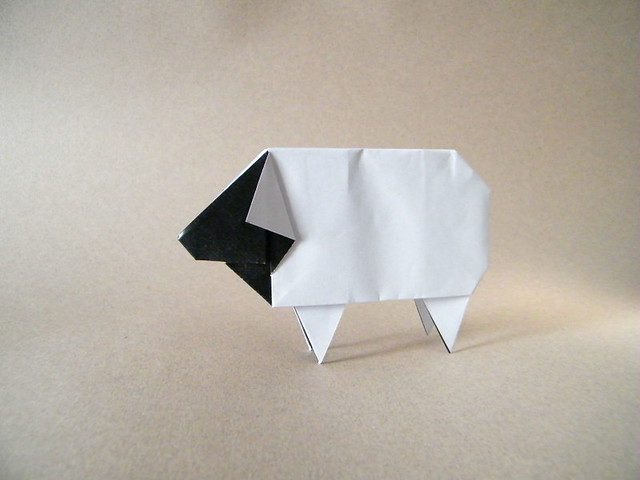 Origami Sheep by Matsuno Yukihiko on giladorigami.com