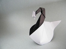 Origami Swan - black necked by Daniel F. Naranjo V. on giladorigami.com