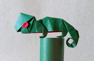 Origami Chameleon by Ozneyer Otsutsuki on giladorigami.com