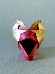 Origami Mask by Vicente Palacios on giladorigami.com
