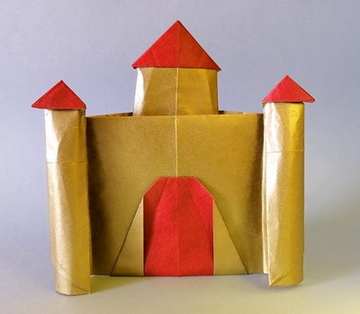 Origami Castle by Celestino Picazo on giladorigami.com