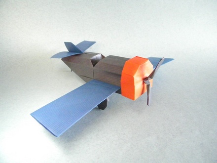 Origami Airplane by Federico Scalambra on giladorigami.com
