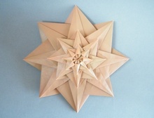 Origami Mathilda star by Dasa Severova on giladorigami.com