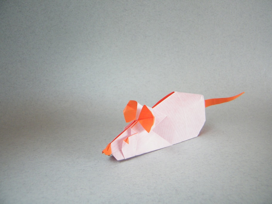 Origami Mouse by Sergio Spinolo on giladorigami.com