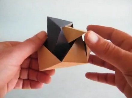Origami Ring cube puzzle by Ran Tao on giladorigami.com