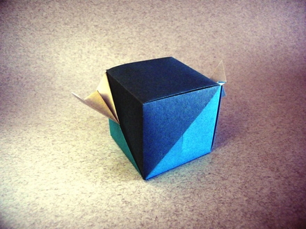 Origami Liberty cube by Roberto Vigorelli on giladorigami.com