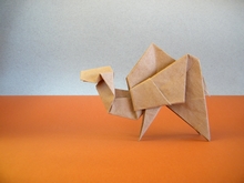 Origami Bactrian camel by Yamada Katsuhisa on giladorigami.com