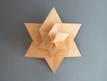 Origami Hexagonal logarithmic spiral by Evan Zodl on giladorigami.com