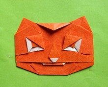 Origami Cat head by Saada Mondher on giladorigami.com