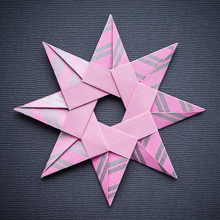 Origami Tereza star by Maria Sinayskaya on giladorigami.com