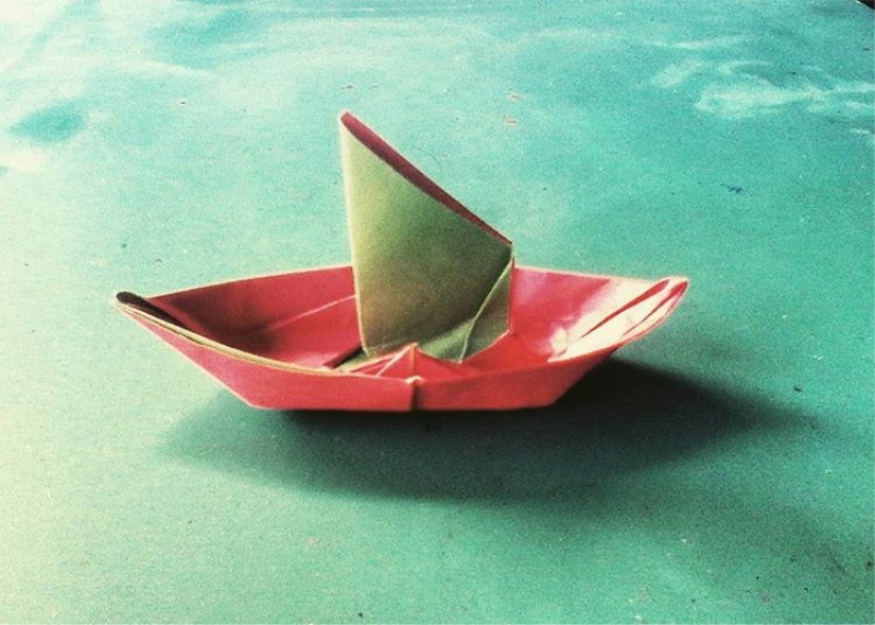 Origami Sailboat 4 by Hadi Tahir on giladorigami.com