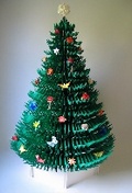 Origami Christmas tree by Sharon Turvey on giladorigami.com