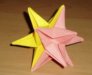 Origami Omega star from 2 units by Gadi Vishne on giladorigami.com