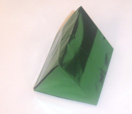 Origami Triangular prism by John Montroll on giladorigami.com