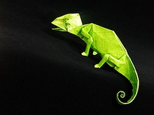 Origami Chameleon by Artur Biernacki on giladorigami.com