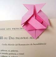 Origami Pajarita page marker by Graciela Vicente Rafales on giladorigami.com