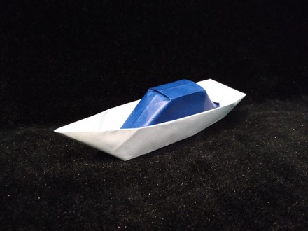 Origami Cabin cruiser by Pasquale d