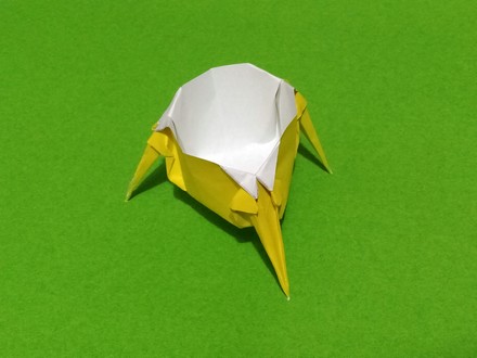 Origami Chinese ding by Philip Shen on giladorigami.com