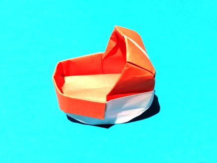 Origami Cradle by Pasquale d