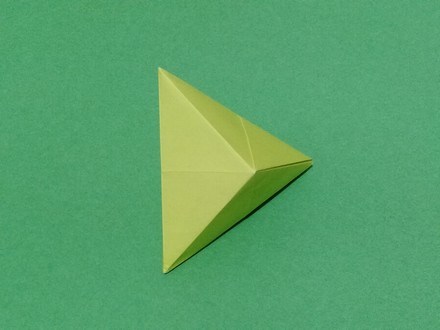Origami Crane egg by Oh Kyu-Seok (Jassu) on giladorigami.com