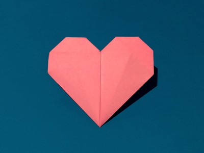 Origami Double-sided heart ver 2 by Inayoshi Hidehisa on giladorigami.com