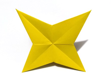 Origami 4 point star by Vicente Palacios on giladorigami.com